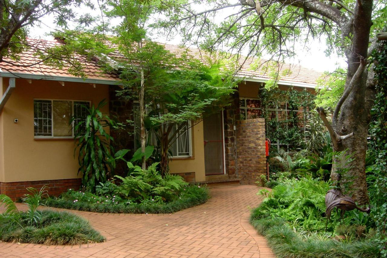 Selati 103 Guest Cottages Malalane Esterno foto