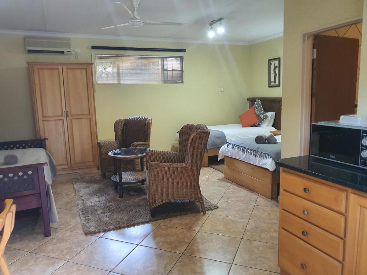 Selati 103 Guest Cottages Malalane Esterno foto
