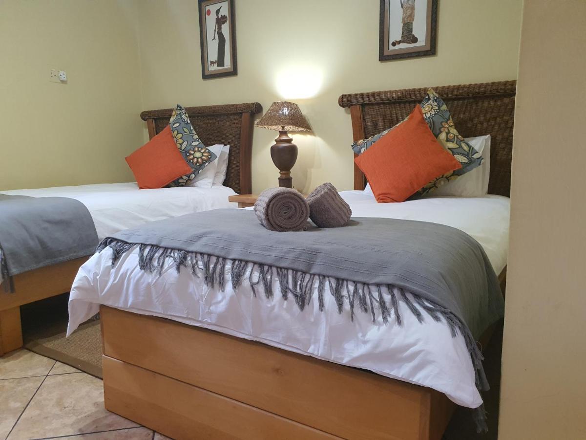 Selati 103 Guest Cottages Malalane Esterno foto