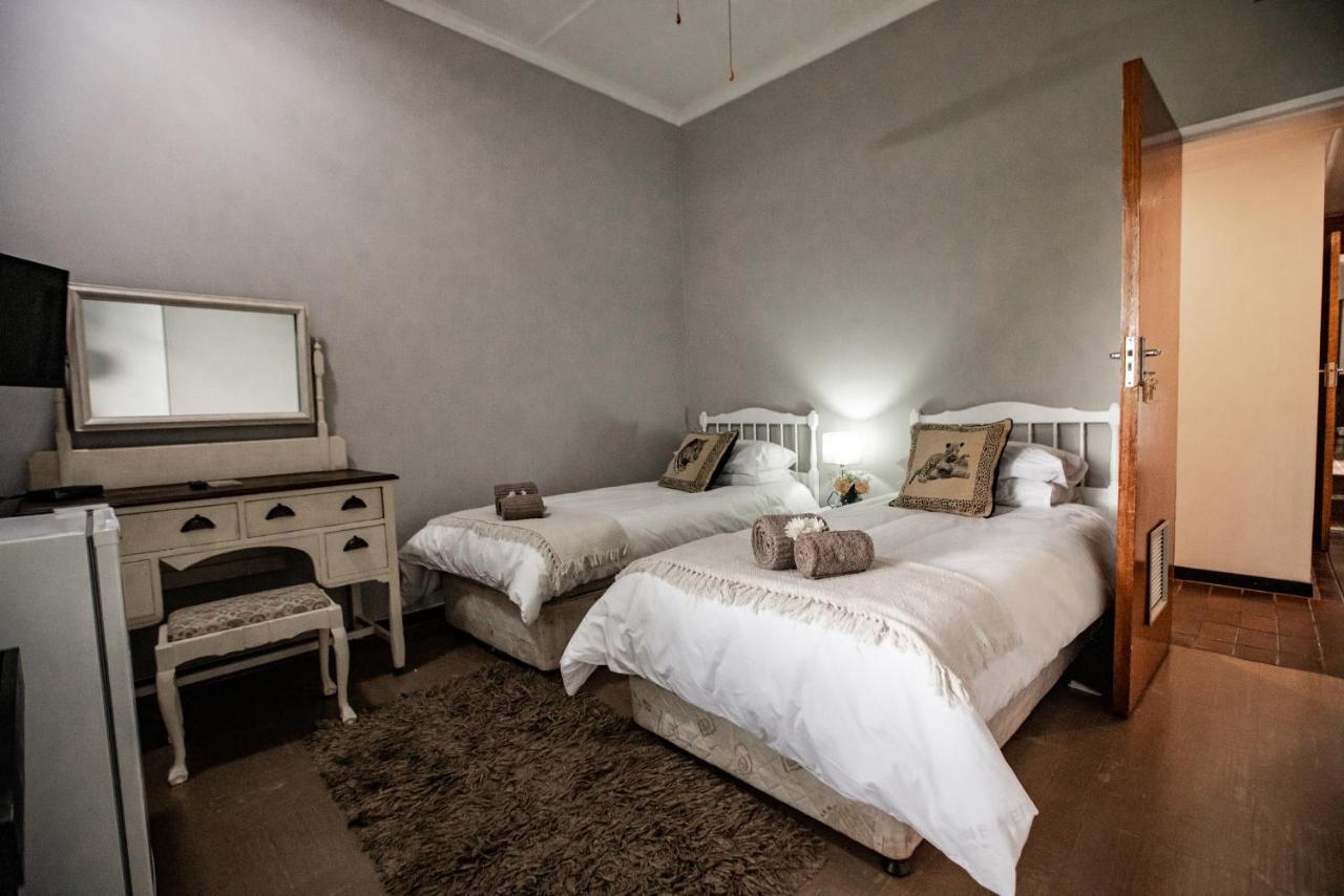 Selati 103 Guest Cottages Malalane Esterno foto