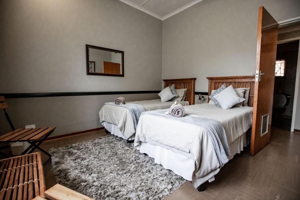 Selati 103 Guest Cottages Malalane Esterno foto
